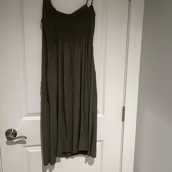 Three Angashion summer dresses XXL selling all 3 for one price - Picture 5 of 11